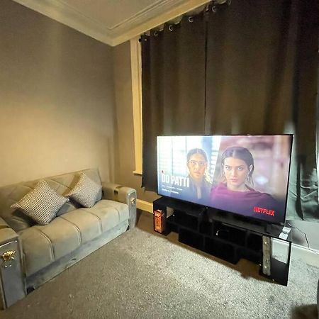 30 Percent Off Weekly Stays - 6 Bedroom House - 11 Beds Blackpool Exterior photo